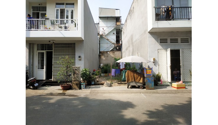 Cần tiền bán gấp lô đất 86m2 mặt tiền số 22 đường 4C, KDC Êm Đềm, P.Linh Xuân, TP.Thủ Đức
